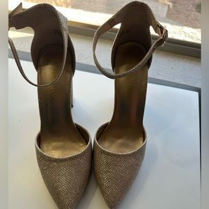 Champagne Gold Pointed Toe Heels